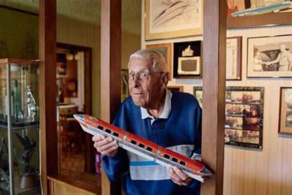 Bob Gurr