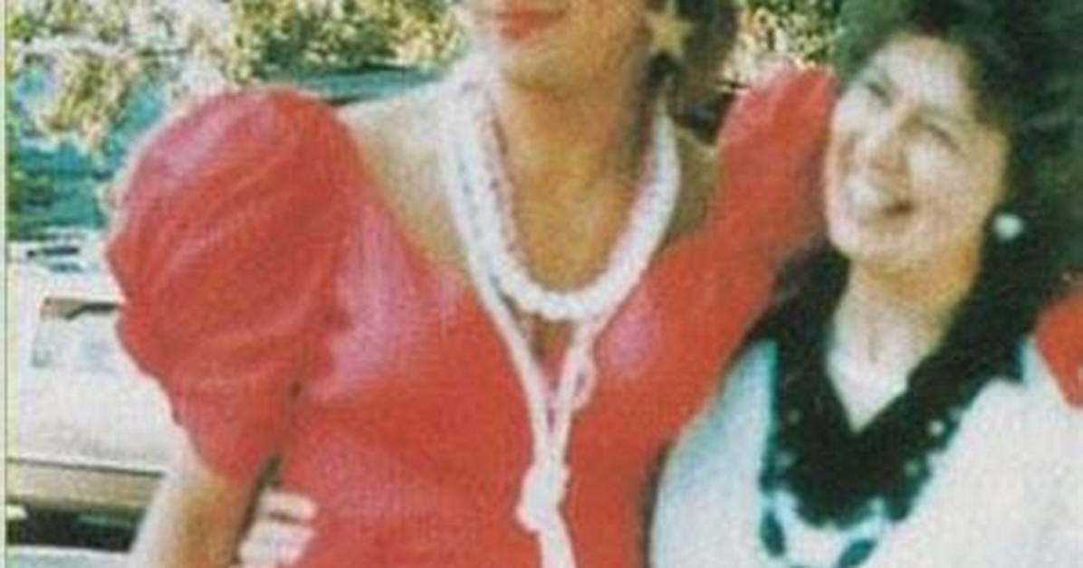 Brad Pitt S Mother S Young Life a Rare