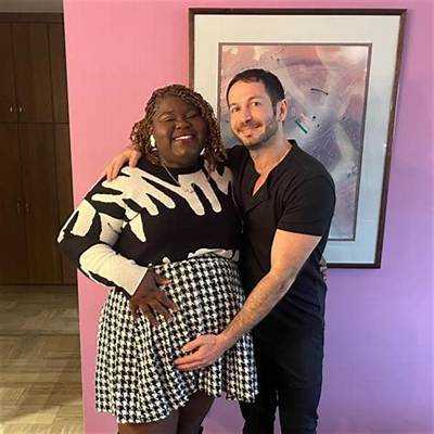 Brely Evans Bio, Wiki, Age, Height, Weight Loss, Husband, Children, Son, Actor, and Net Worth