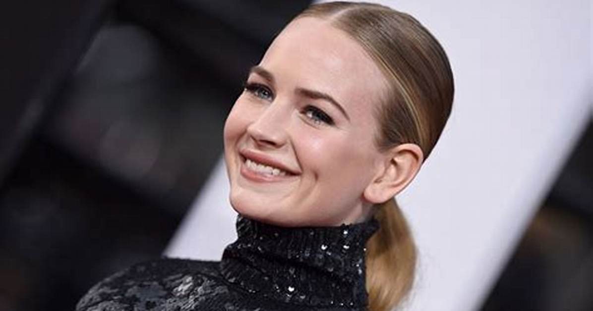 Britt Robertson Net Worth How Much Is Britt