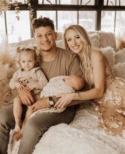Brittany Mahomes Height, Weight, Net Worth, Age, Birthday, Wikipedia, Who, Instagram, Biography