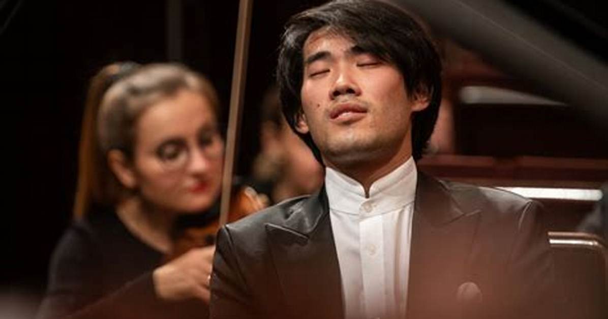Bruce Liu (Pianist) Wiki, Bio, Age, Height, Weight, Chopin, Girlfriend, Net Worth, Facts