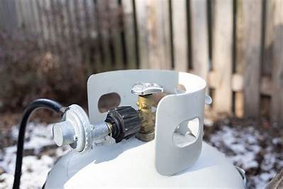Can I Leave Propane Tank Outside in Summer?
