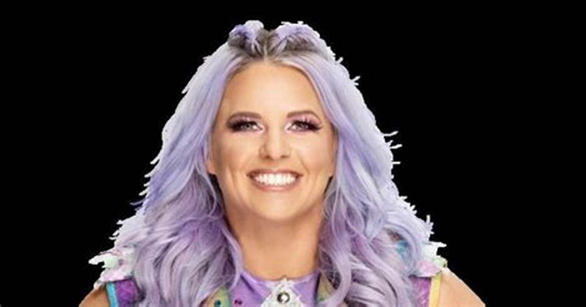 Candice Lerae Height Weight Measurements Bra