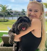 Carlie Hoffer Age, Instagram Bio: 10 Facts on Mika Brzezinski’s Daughter