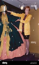 Carol Burnett: 'I Do the 'New York Times' Crossword Puzzle Every Morning to Keep the Old Grey Matter Ticking.'