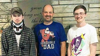 Chandler Halderson Siblings: Who Is Brother Mitchell Halderson? Parents Murder Trial