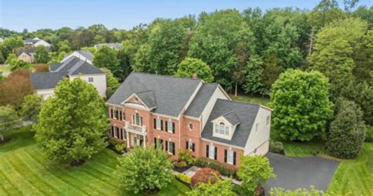 Chapel Roan Heights: Stunning Homes & Views