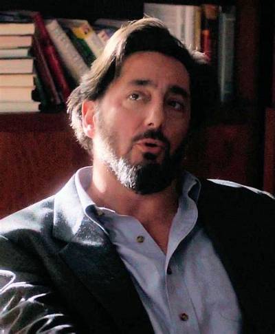 Charles Duluth: the Americans Character Profile