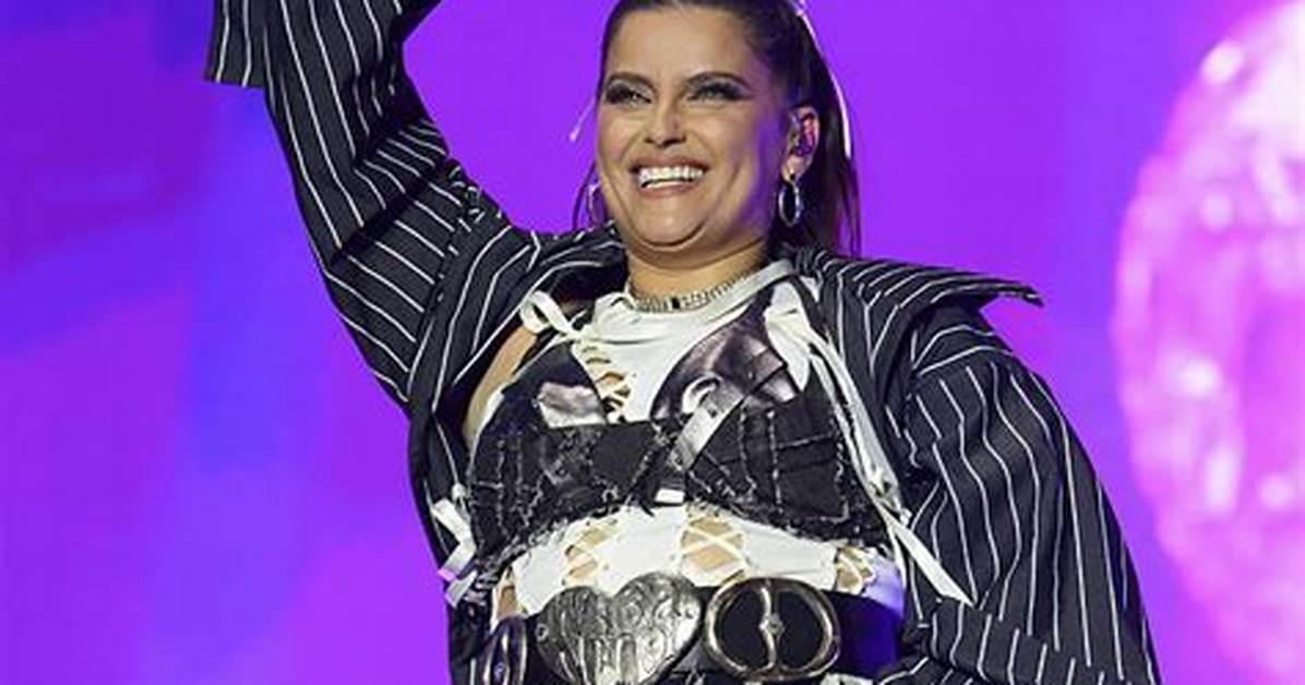 Cheers to Nostalgia Nelly Furtado Surprised Fans at Drake S Ovo