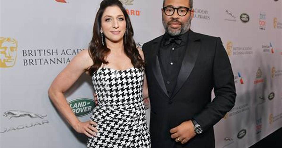 Chelsea Peretti Wife Net Worth