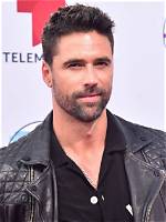 Chilean Actor Matias Novoa Is the Unexpected Wonder in Netflix’s Daughter from Another Mother