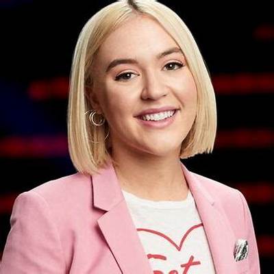 Chloe Kohanski Bio, Wiki, Age, Spouse, Net Worth, Songs and Instagram