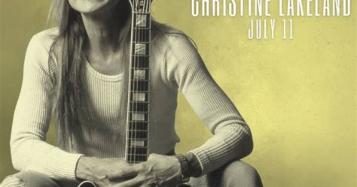 Christine Lakeland Net