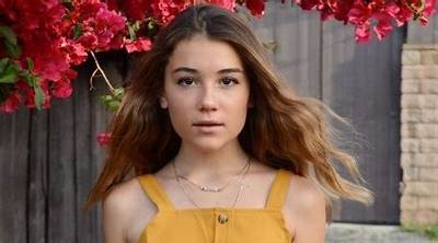 Clementine Lea Speiser Height, Age, Family, Biography, Wiki, Net Worth