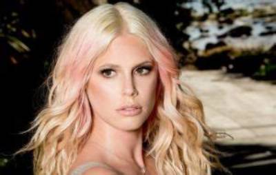 Cleo Cole Elliott Height, Weight, Measurements, Bra Size, Shoe Size