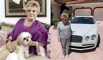 Connie Hanson Net Worth