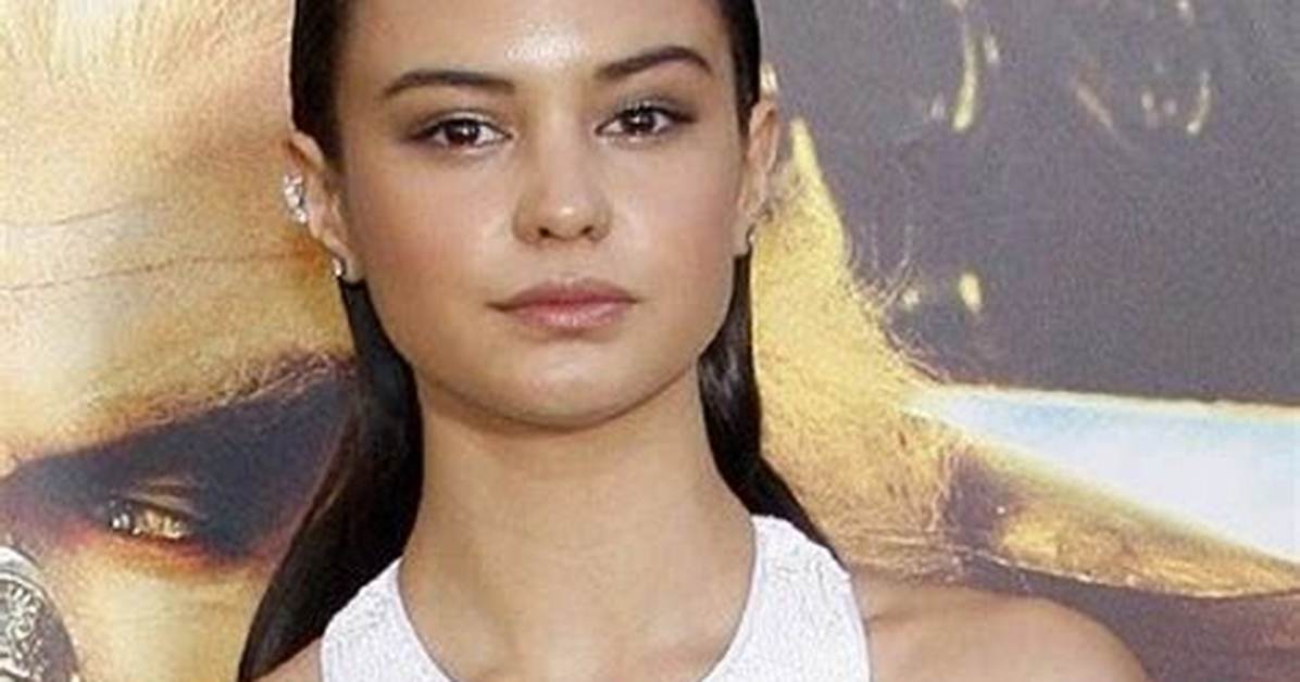 Courtney Eaton – Biography, Facts & Life Story