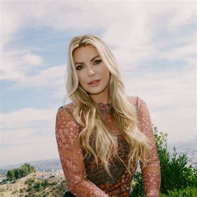 Crystal Tara Age, Wikipedia, Biography, , Net Worth, Height, Husband, Children, Youtube