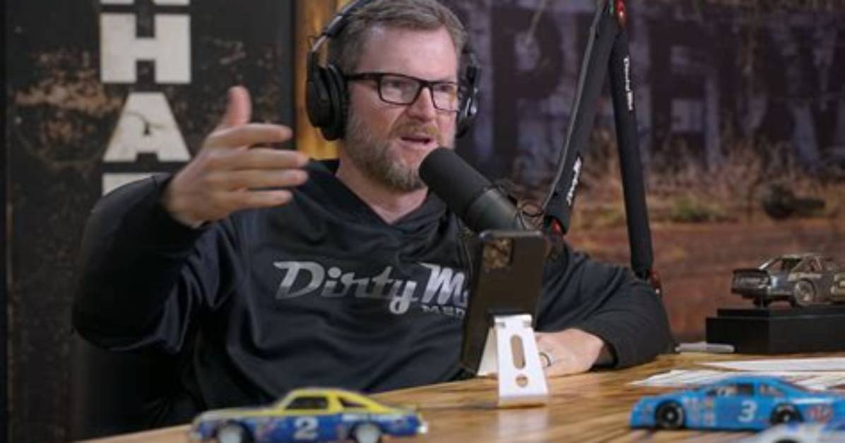 Dale Earnhardt Jr S Dirty Mo Media Net Worth Income and Estimated Earnings Of
