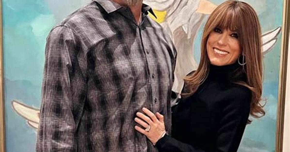 Dan Campbell's Wife Holly: a Look at Their Life