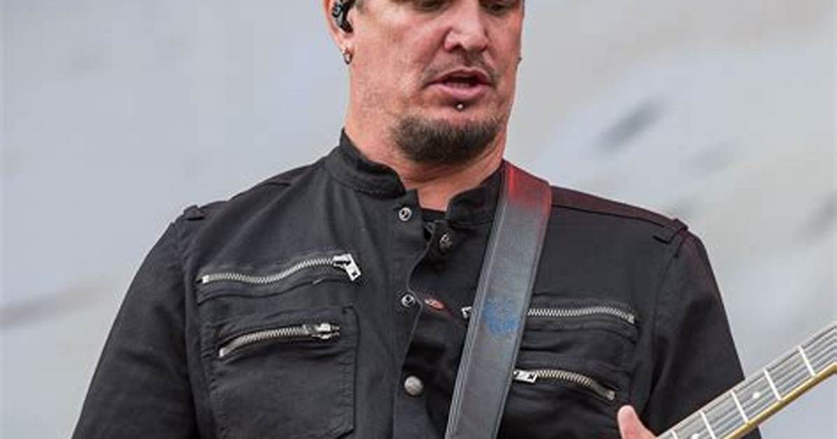 Dan Donegan Net
