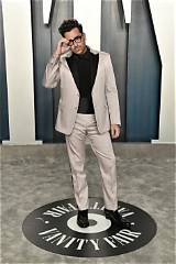 Dan Levy Height