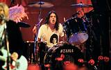 Dave Grohl: 'When Nirvana Became Popular, You Could Very Easily Slip and Get Lost During That Storm. I Fortunately Had Really Heavy Anchors - Old Friends, Family.'