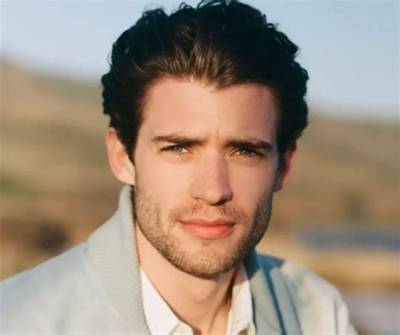 David Novarro Height, Weight, Net Worth, Age, Birthday, Wikipedia, Who, Instagram, Biography