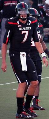 Davis Webb Age, Wikipedia, Biography, Children, Salary, Net Worth, Parents.