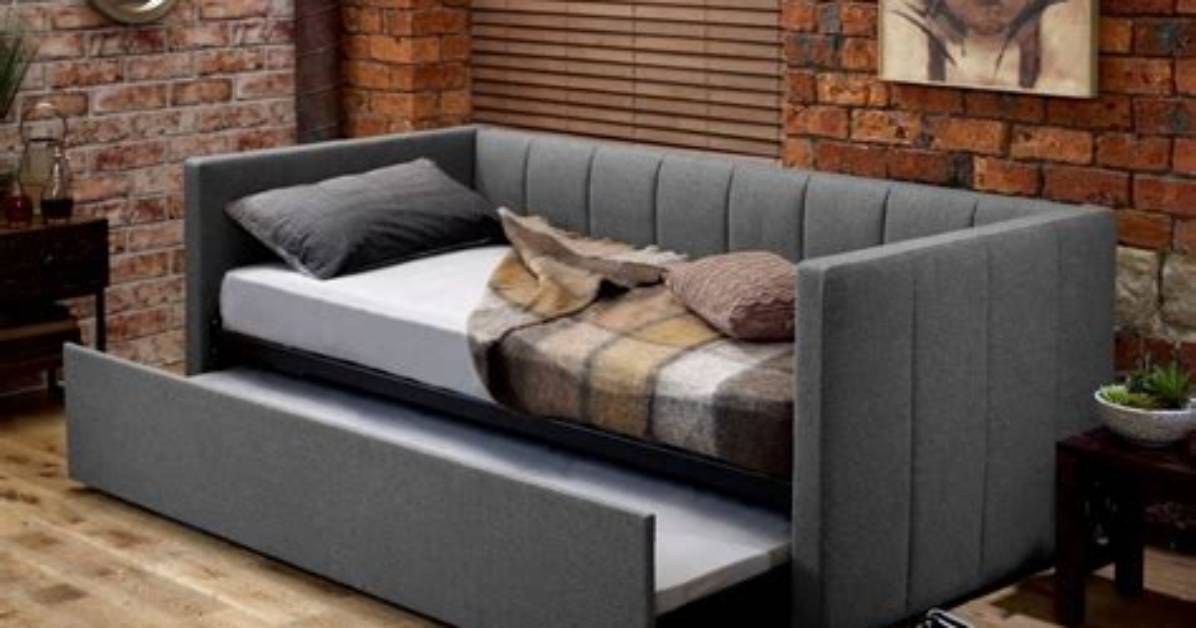 Daybeds Vs. Regular Beds | Homesteady