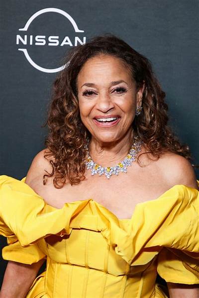 Debbie Allen Height, Weight, Net Worth, Age, Birthday, Wikipedia, Who, Nationality, Biography