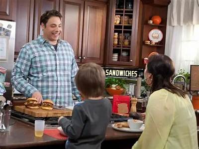 Despite Being Around Food, Jeff Mauro Has Managed His Weight Loss
