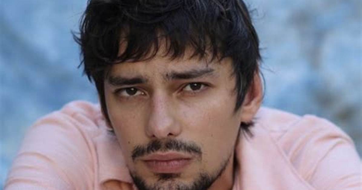 Devon Bostick Phone