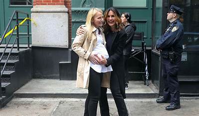 Did Amanda Rollins Have Her Second Baby?