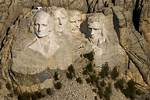 Did Anyone Died Carving Mount Rushmore?