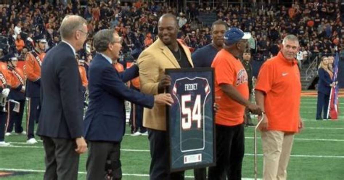 Did Dwight Freeney Retired?