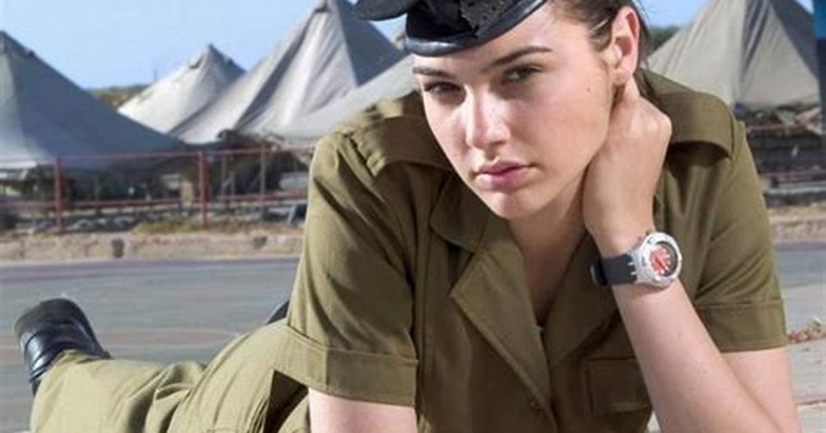 Did Gal Gadot Serve in the Military?