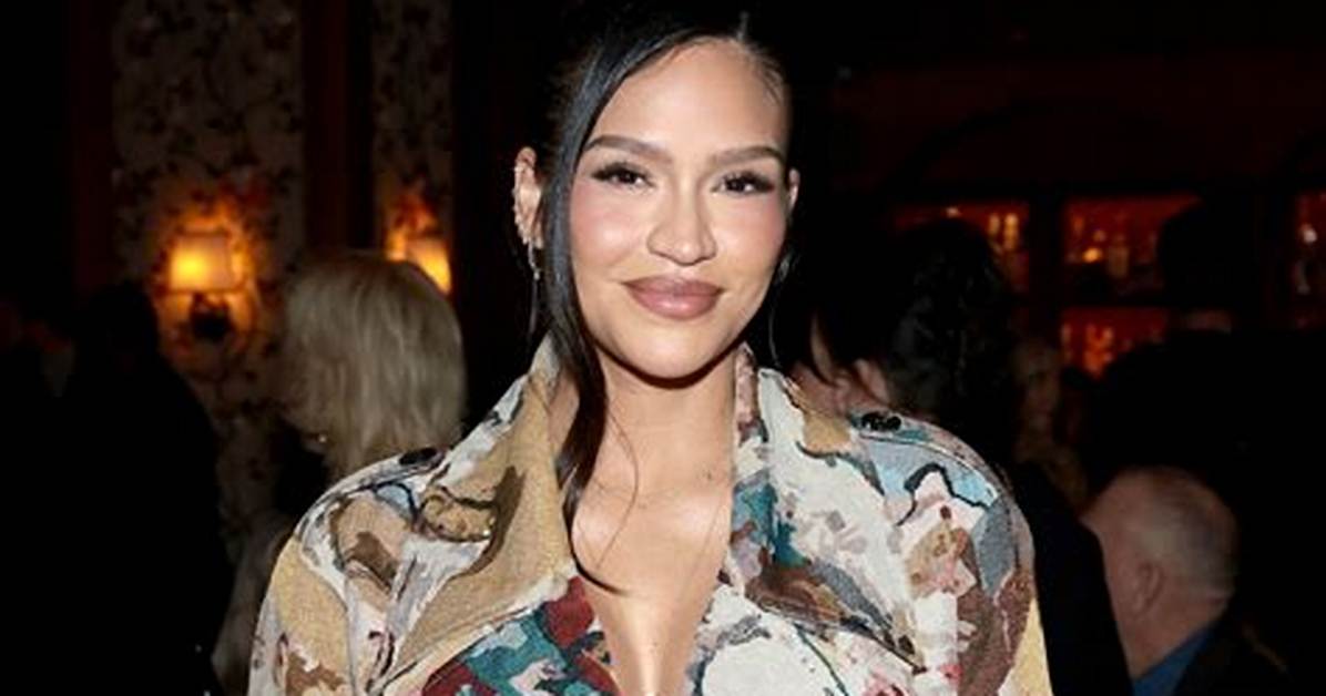 Discover Cassie Ventura S