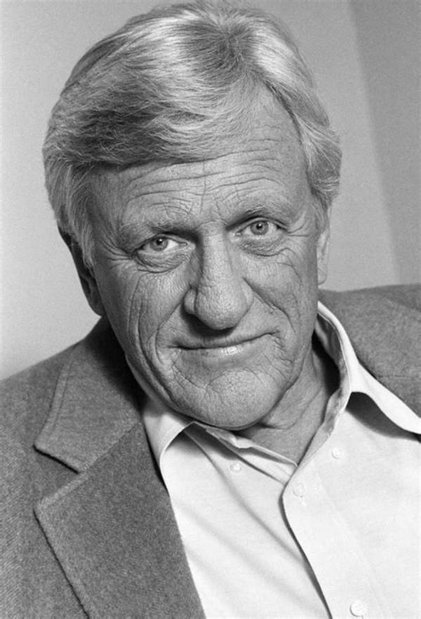 Discover James Arness' Impressive Net Worth and Legacy