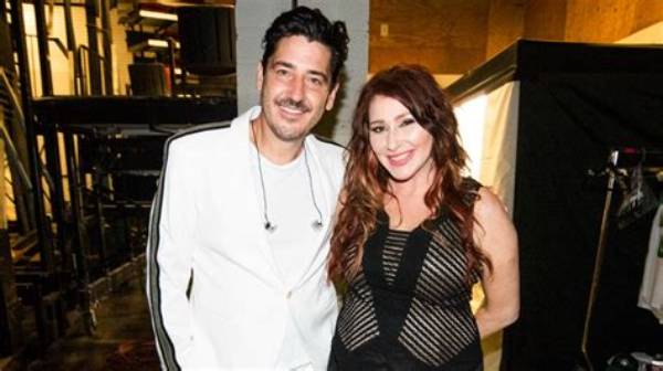 Discover Jonathan Knight's Beloved Wife: an Intimate Glimpse