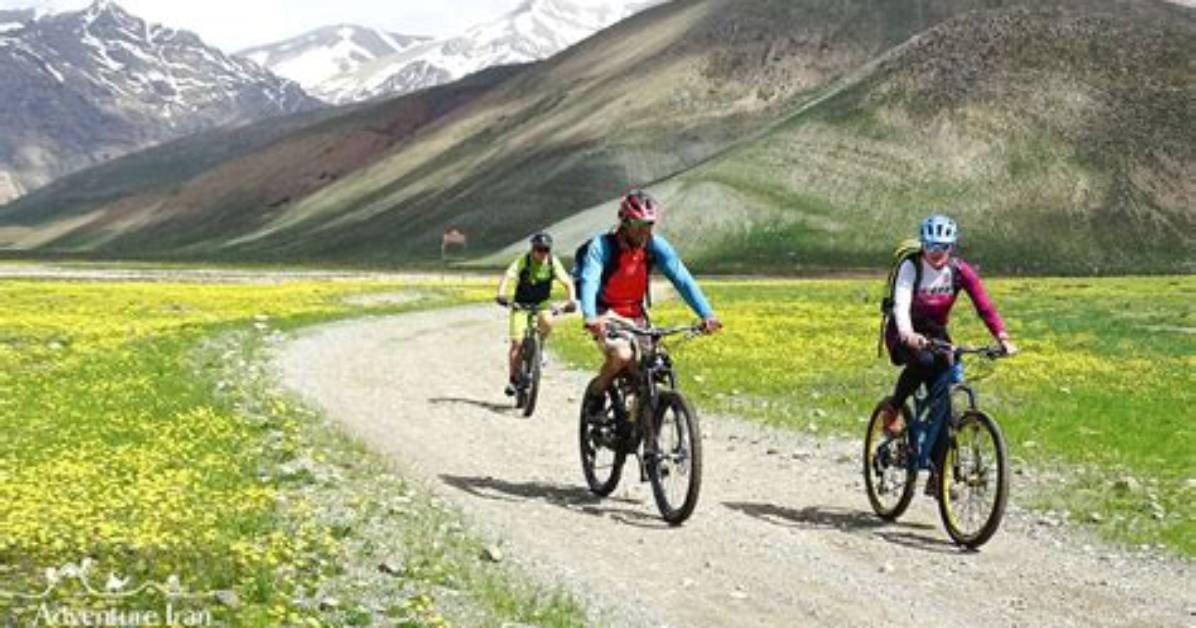 Discover the Allure of Biking in Iran - an Unforgettable Cycling Adventure
