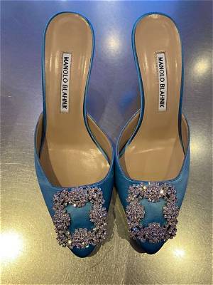 Discover the Enchanting World of Manolo Blahnik: Unveil the Exquisite Prices