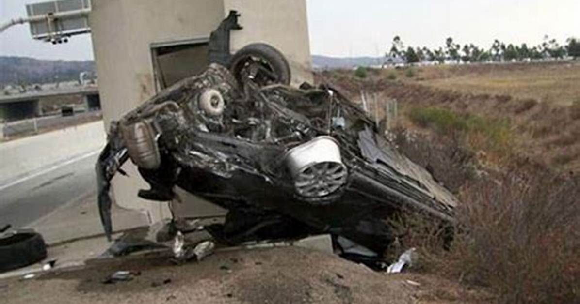 Disturbing Images of Nikki Catsouras Fatal Car