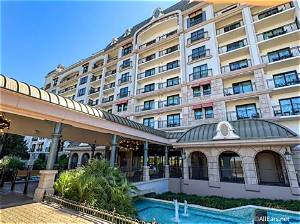 Do Disney Hotels Have Deodorant?