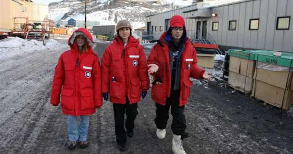 Do People in Antarctica Shower?