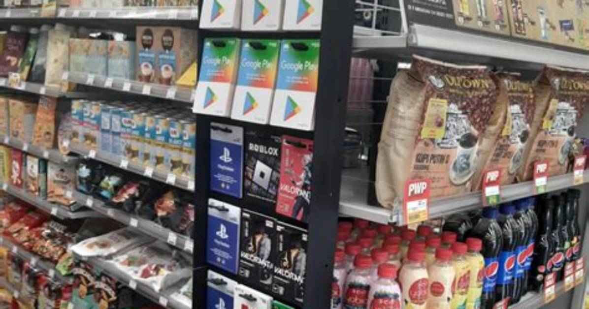 Does 711 Sell Trading Cards?