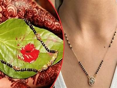 Does a Mangalsutra Have to Have Black Beads?