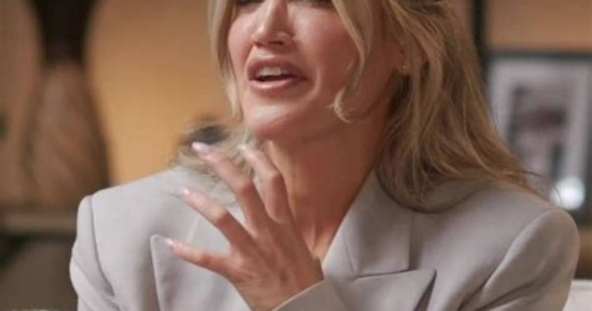 Does Ashley Come Back to Secret Life?