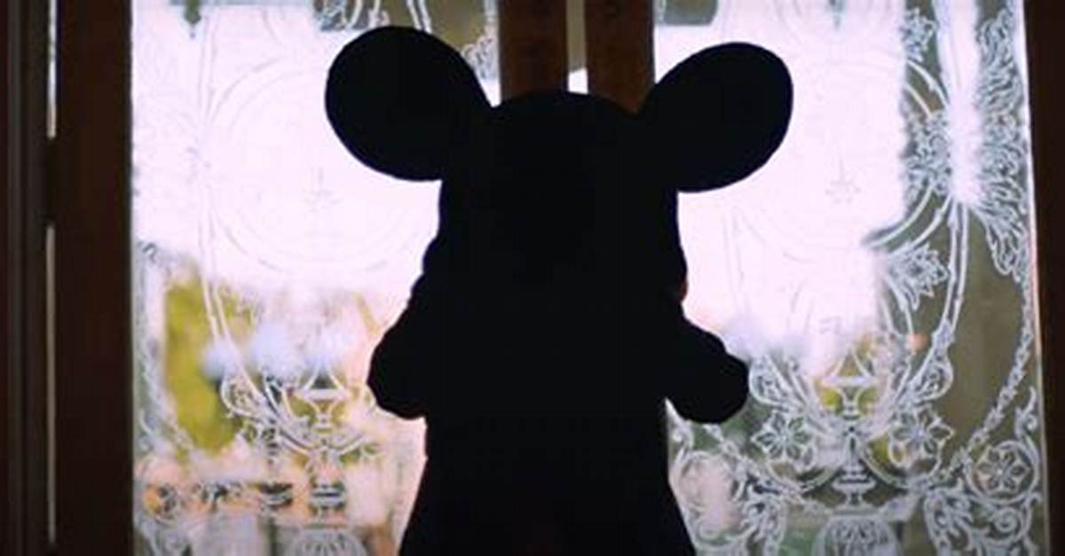 Does Disney Allow Visible Tattoos?